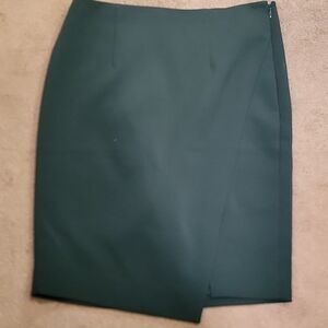 White House Black Market Dark Green Pencil Skirt Sz 8